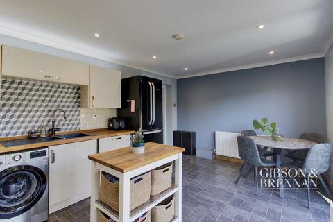 95 Maplestead, Basildon, SS14 2ST
