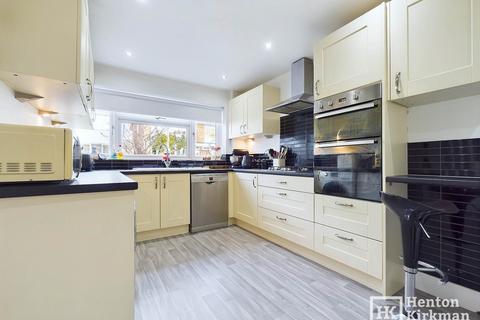 3 bedroom semi-detached house for sale, Hollyford, Billericay