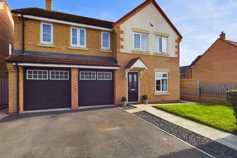 5 bedroom detached house to rent, Marshall Green Way, Whitley Bay