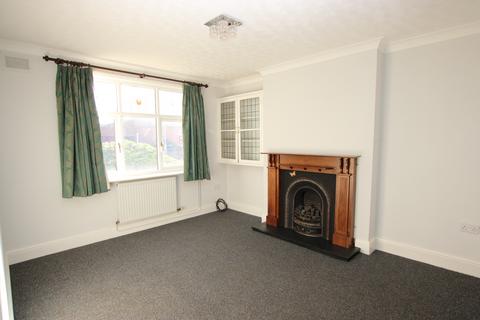 3 bedroom detached house to rent, Blandford Avenue, Kettering NN16