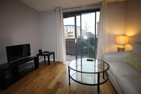 1 bedroom apartment to rent, London E14