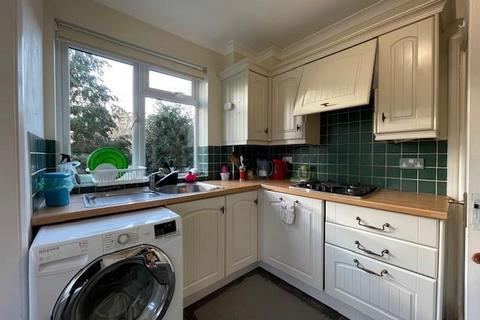 2 bedroom maisonette to rent, Eastbury Avenue,  Northwood,  HA6