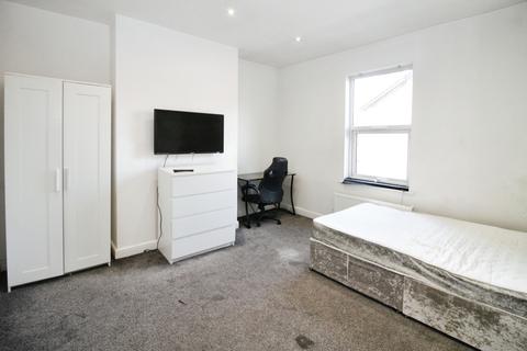 6 bedroom terraced house to rent, BILLS INCLUDED - Granby Road, Headingley, LS6