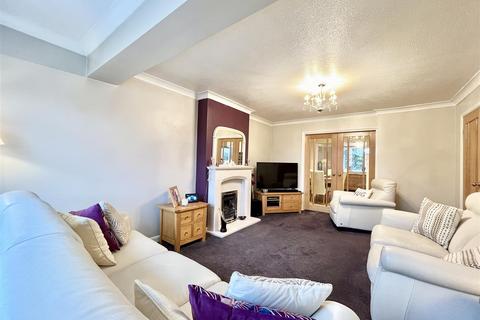 5 bedroom house for sale, Edinburgh Place, Garforth, Leeds