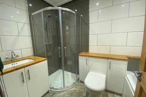 33a Alanbrooke, Gravesend, DA12 1NA