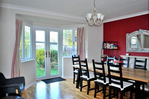 3 bedroom detached house for sale, Clock House Road, Beckenham, BR3