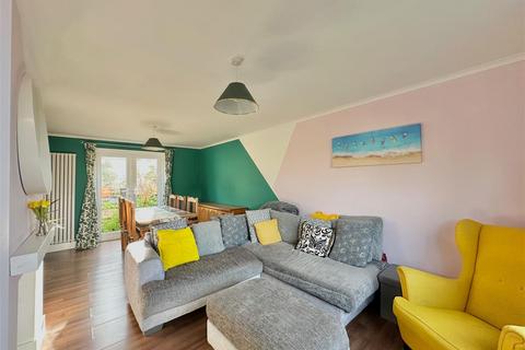 4 bedroom terraced house for sale, Cedar Avenue, Plymouth PL9