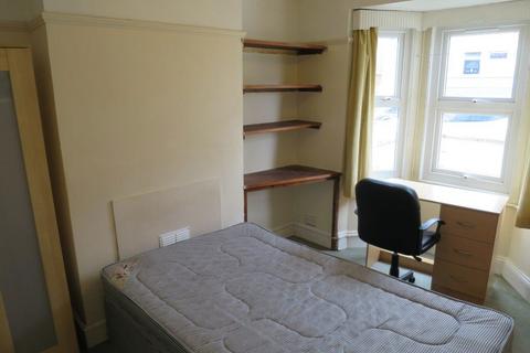 3 bedroom house to rent, xJames Street