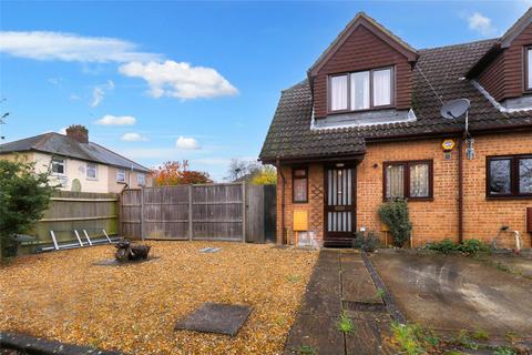 2 bedroom end of terrace house for sale, Priestly Gardens, Surrey GU22