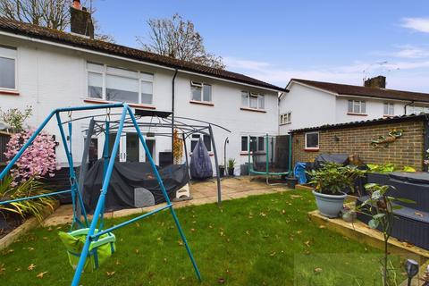 2 bedroom maisonette for sale, Durham Close, Crawley RH10