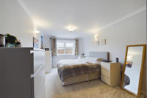 2 bedroom flat for sale, 19 Spencer Road, South Croydon