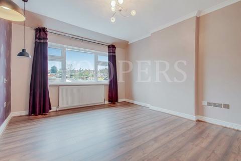 39 Brook Road, London, NW2 7BL