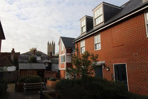 Studio to rent, Queningate Mews, Canterbury