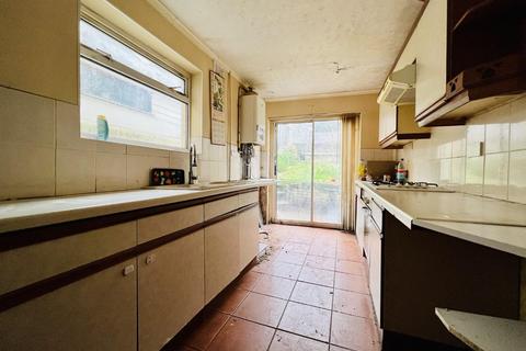 3 bedroom house for sale, Upper Luton Road, Chatham