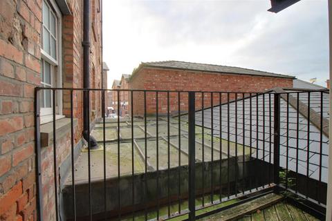 1 bedroom apartment for sale, Pridays Mill, Gloucester Docks