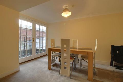 undefined, Pridays Mill, Gloucester Docks