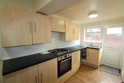 2 bedroom house to rent, Oakland Villas, Reynoldson Street, Hull