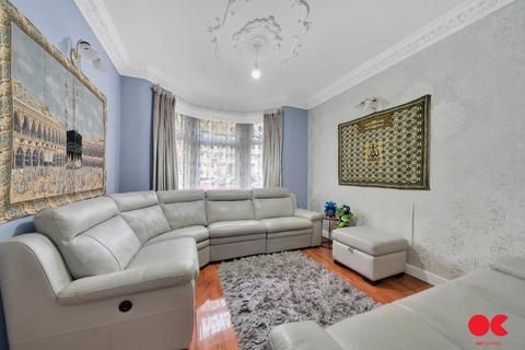 3 bedroom terraced house for sale, Kempton Road, East Ham E6