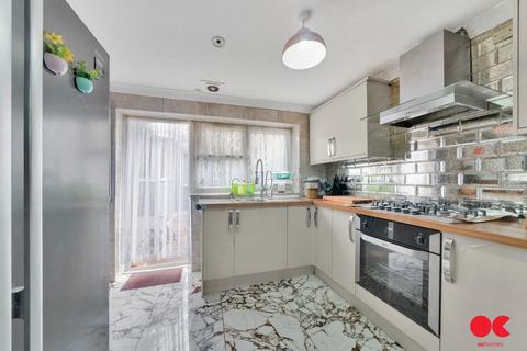 3 bedroom terraced house for sale, Kempton Road, East Ham E6