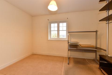 2 bedroom flat for sale, Caspian Way, Purfleet, Essex