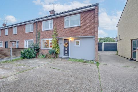 3 bedroom end of terrace house for sale, Kathleen Ferriers Crescent, Basildon, SS15