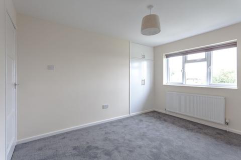 12 Almsford Drive, Harrogate, HG2 8EN