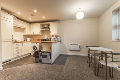 2 bedroom flat for sale, Wellfield Mews, Staincliffe WF13