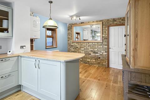 19 Gladeside, Bar Hill, Cambridge, CB23 8DY
