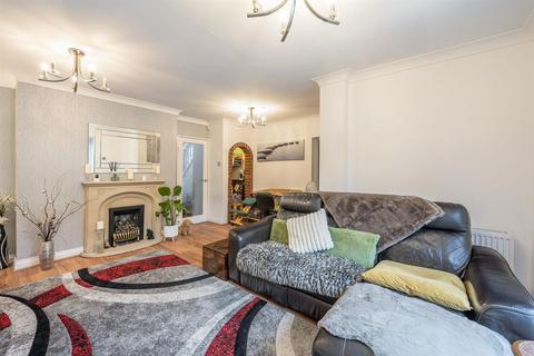 5 Wells Road, Brierley Hill, DY5 3TB