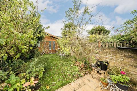 2 bedroom terraced house for sale, Grove Crescent, Feltham TW13