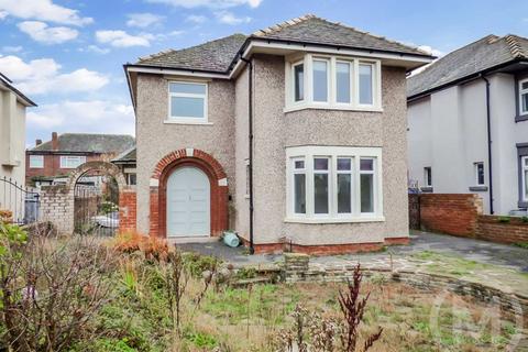 4 bedroom detached house for sale, Clifton Drive, South Shore