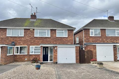 3 bedroom semi-detached house for sale, Porchester Road, Gloucester GL3