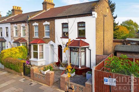 2 bedroom end of terrace house for sale, Oxford Road, Edmonton, N9