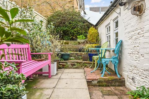 2 bedroom terraced house for sale, Orchard Place, Arundel