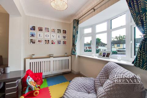 7 Boleyn Close, Leigh-on-sea, SS9 5AY