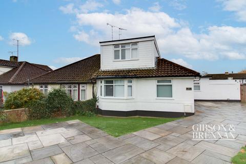 3 bedroom semi-detached house for sale, Boleyn Close, Leigh-on-sea, SS9