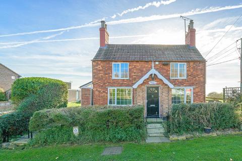 Corkscrew Cottage Blacksmith Lane, East Keal, Spilsby, PE23 4AZ
