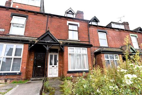 5 bedroom house to rent, Brudenell View