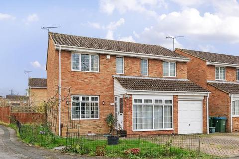 4 bedroom detached house for sale, Aylesbury,  Buckinghamshire,  HP19