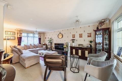 4 bedroom detached house for sale, Monet Place,  Aylesbury,  HP19