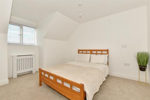 3 bedroom townhouse for sale, Castor Road, Margate, Kent