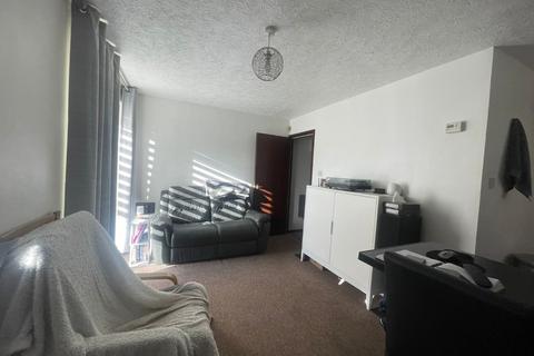 1 bedroom flat for sale, Essex Court, Essex Road, Gravesend, Kent, DA11