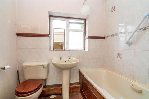 30 Wetherby Road, Borehamwood, WD6 4LH