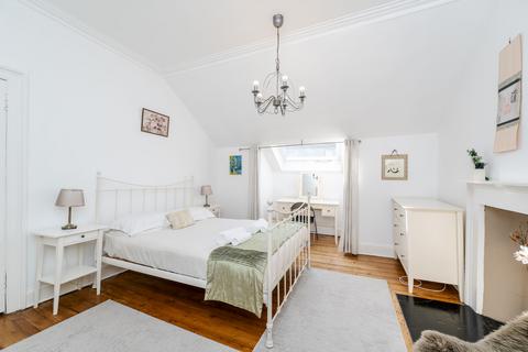 3d Brandon Street, Edinburgh, EH3 5DX