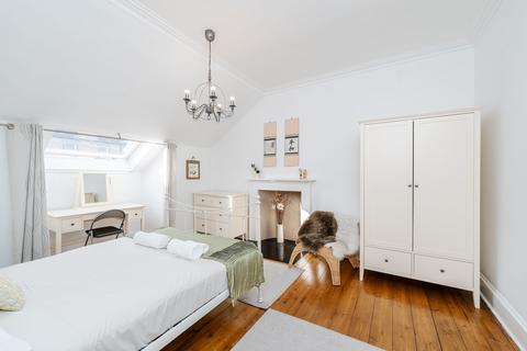 3d Brandon Street, Edinburgh, EH3 5DX