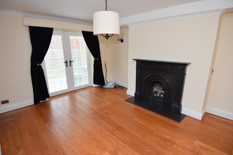 17 Holders Road, Amesbury, Salisbury, SP4 7PW