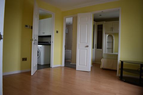 1 bedroom flat to rent, Ramsbury Court, Blandford Forum, Dorset, DT11