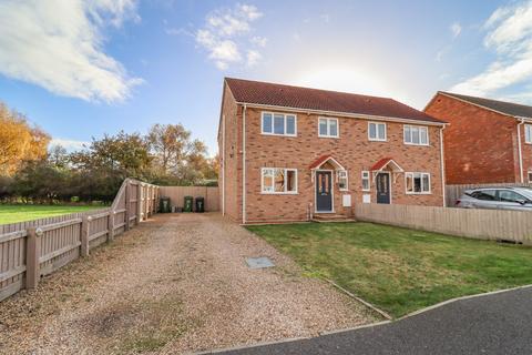 3 bedroom semi-detached house for sale, Magnolia Drive, King's Lynn, Norfolk, PE30