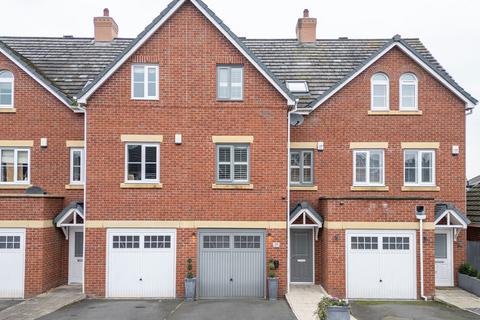 3 bedroom townhouse for sale, Bridge Meadow, Lymm WA13