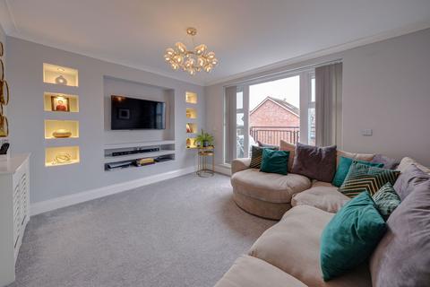 3 bedroom townhouse for sale, Bridge Meadow, Lymm WA13